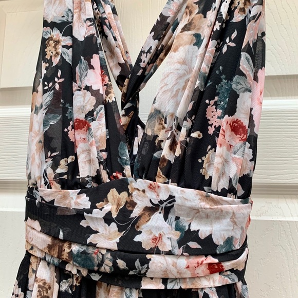 Black Floral Low Neck Maxi Dress - Picture 7 of 7